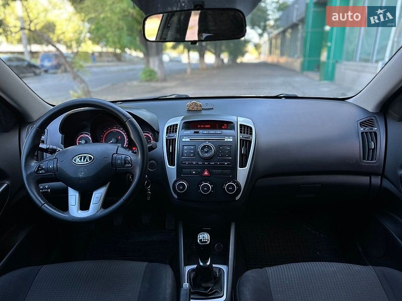 Універсал Kia Ceed 2012 в Миколаєві