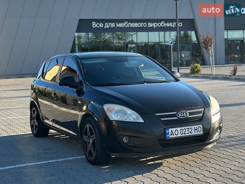 Хетчбек Kia Ceed 2007 в Ужгороді фото 12 Хетчбек Kia Ceed 2007 в Ужгороді