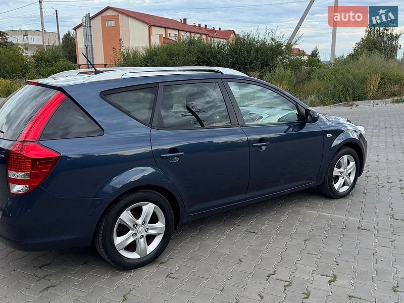 Універсал Kia Ceed 2010 в Ковелі