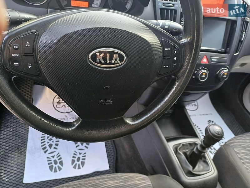 Универсал Kia Ceed 2009 в Ужгороде
