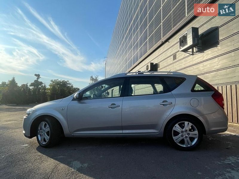 Універсал Kia Ceed 2011 в Луцьку
