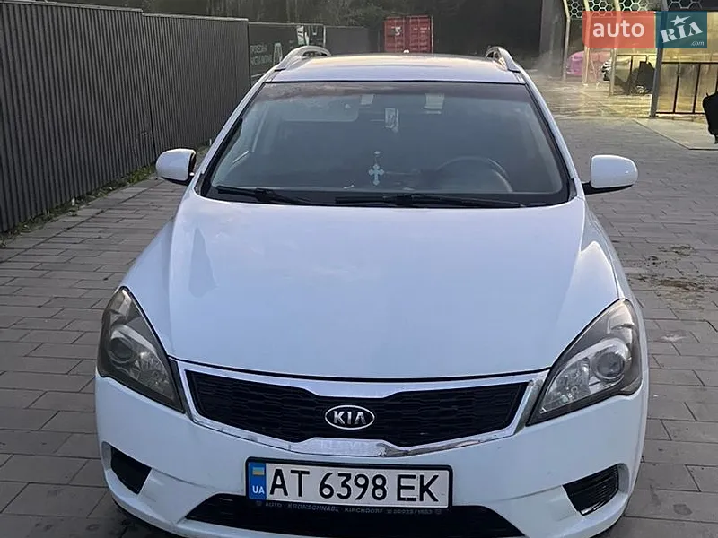 Kia Ceed 2011