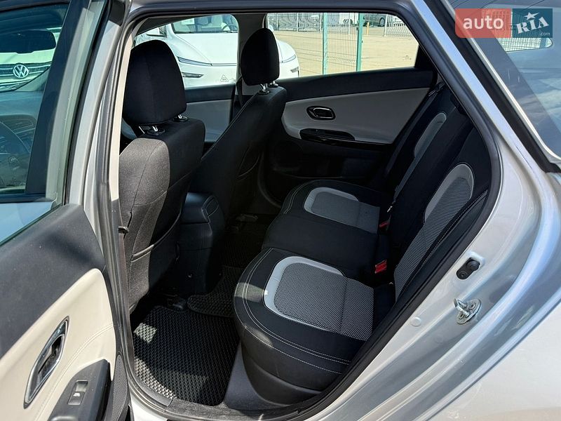 Универсал Kia Ceed 2013 в Киеве