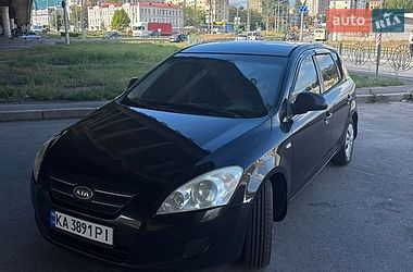 Хэтчбек Kia Ceed 2007 в Киеве