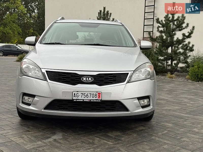 Kia Ceed 2011