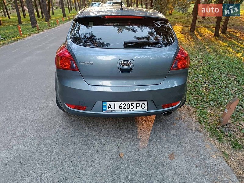 Хетчбек Kia Ceed 2008 в Києві фото 8 Хетчбек Kia Ceed 2008 в Києві