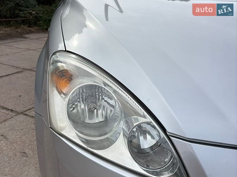 Универсал Kia Ceed 2008 в Белой Церкви