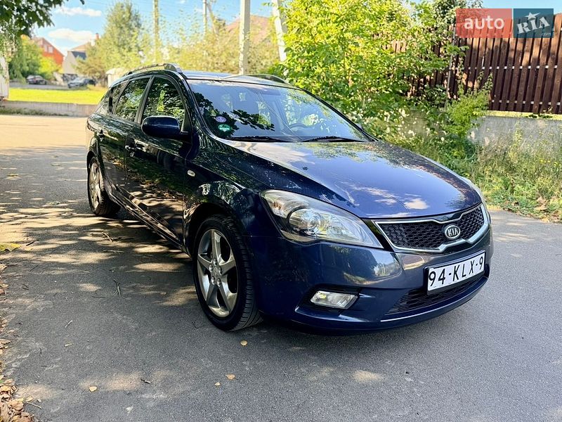 Универсал Kia Ceed 2010 в Киеве