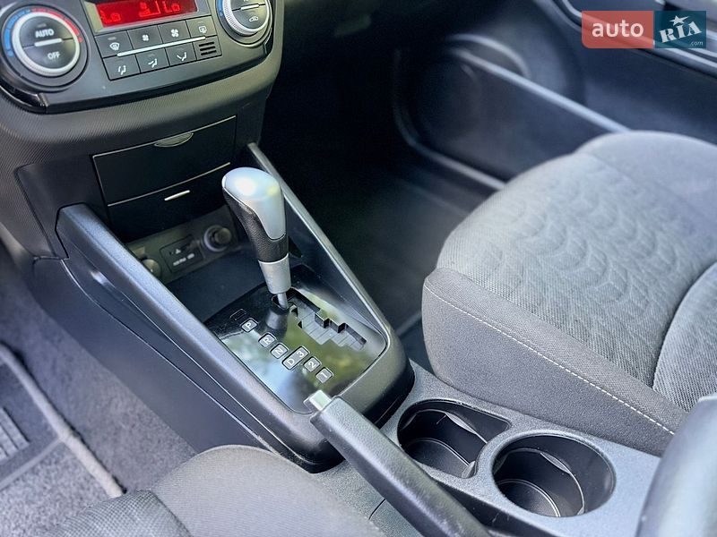 Универсал Kia Ceed 2010 в Киеве