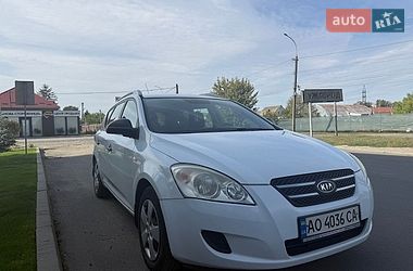 Универсал Kia Ceed 2009 в Ужгороде