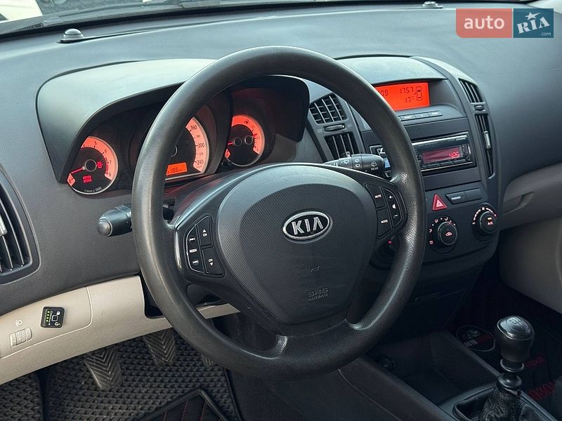 Хэтчбек Kia Ceed 2007 в Харькове фото 15 Хэтчбек Kia Ceed 2007 в Харькове
