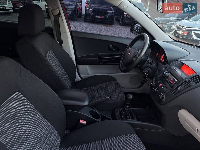 Хэтчбек Kia Ceed 2007 в Харькове фото 27 Хэтчбек Kia Ceed 2007 в Харькове