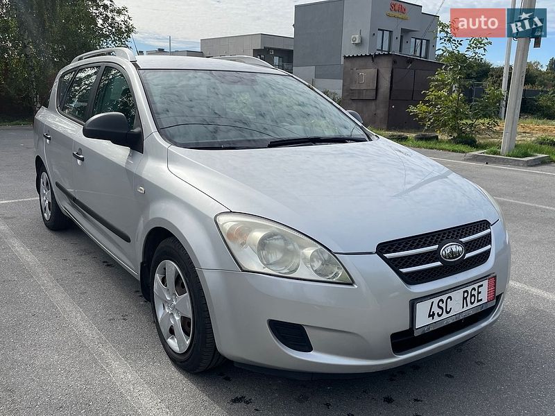 Універсал Kia Ceed 2008 в Рівному