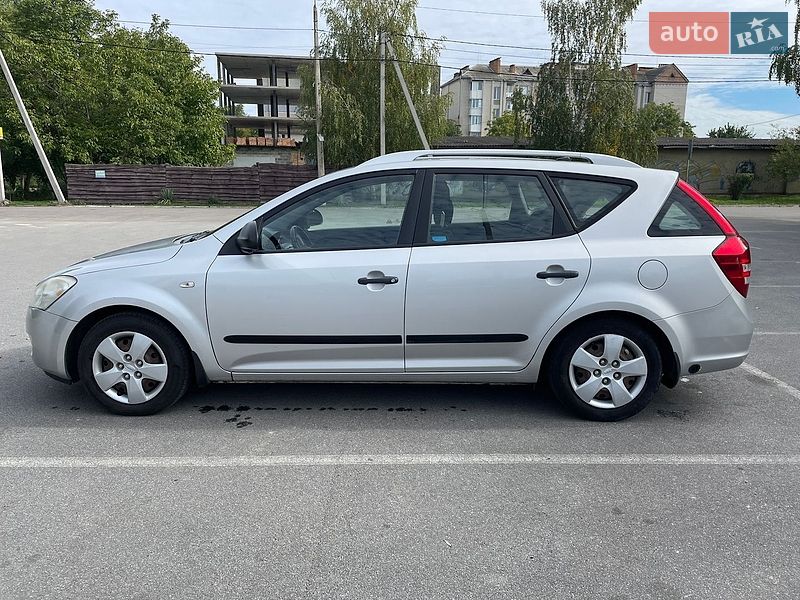 Універсал Kia Ceed 2008 в Рівному