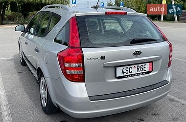 Універсал Kia Ceed 2008 в Рівному