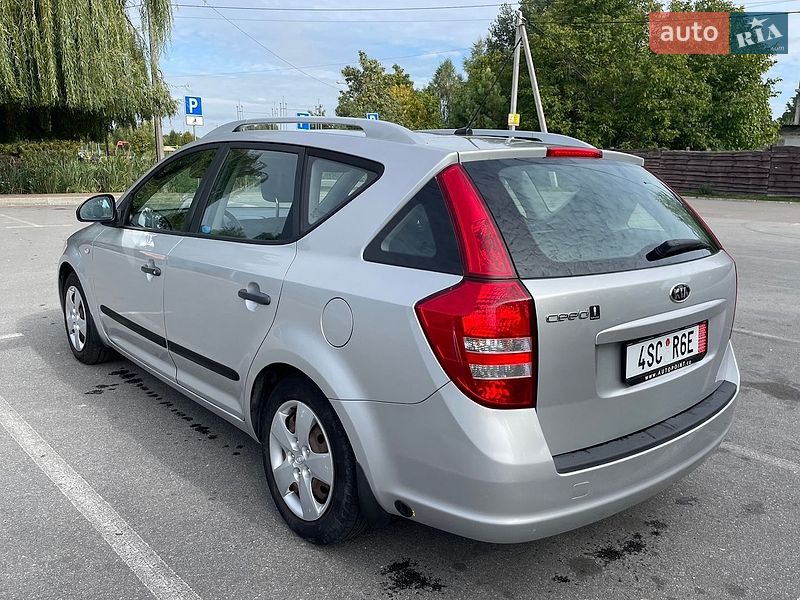 Універсал Kia Ceed 2008 в Рівному