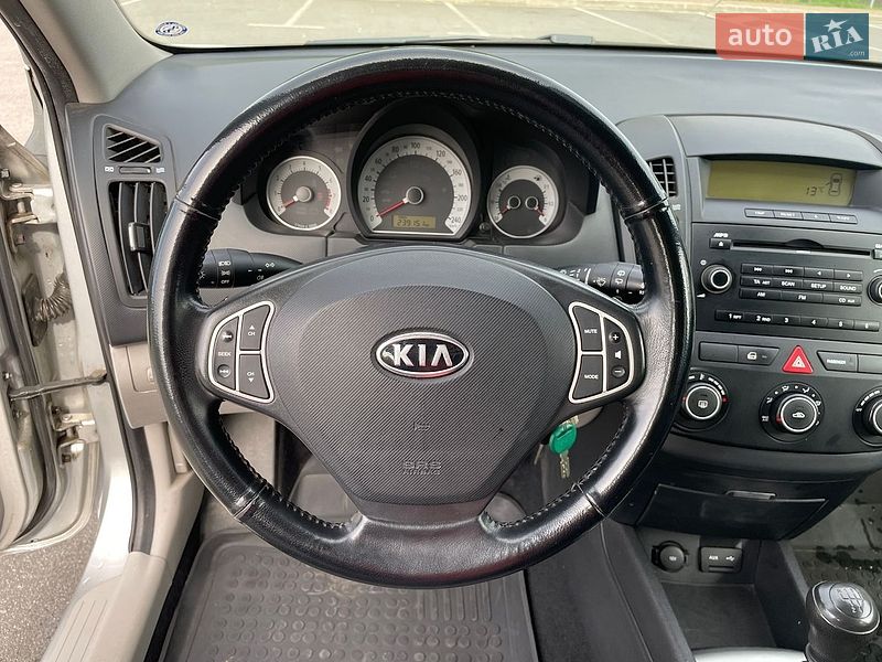 Універсал Kia Ceed 2008 в Рівному