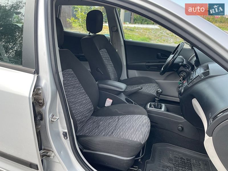 Універсал Kia Ceed 2008 в Рівному