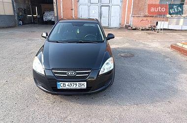 Хэтчбек Kia Ceed 2008 в Чернигове