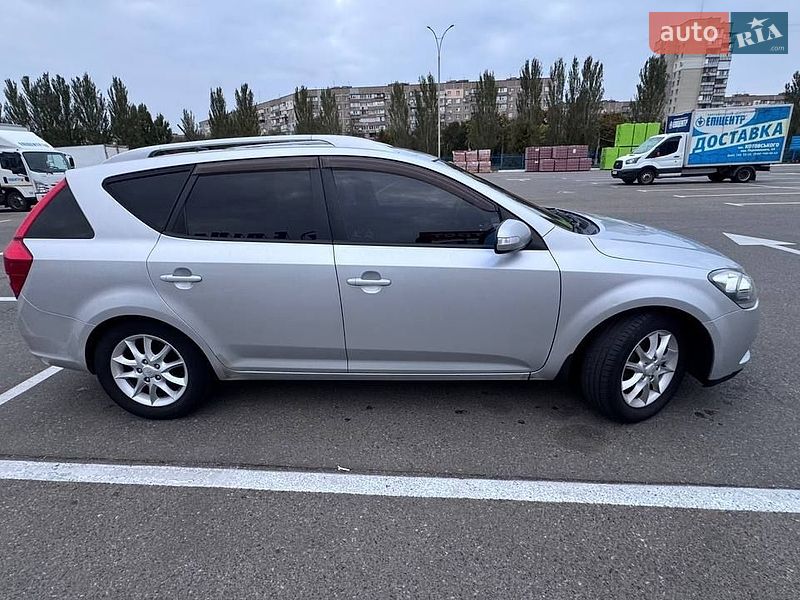 Универсал Kia Ceed 2010 в Черкассах