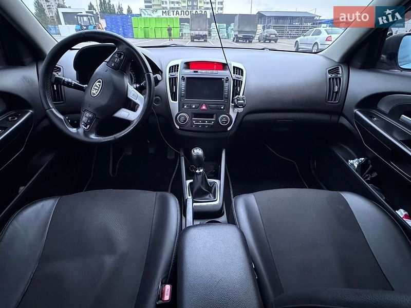 Универсал Kia Ceed 2010 в Черкассах