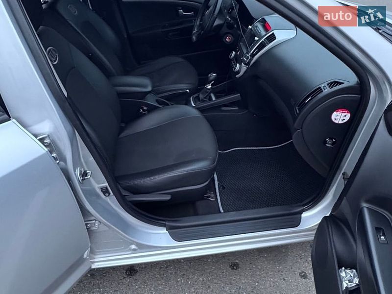 Универсал Kia Ceed 2010 в Черкассах