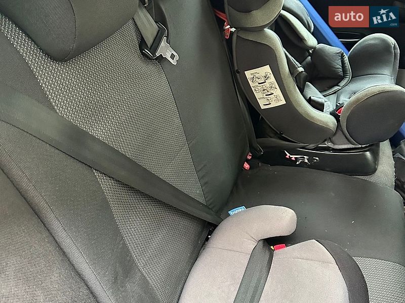 Хетчбек Kia Ceed 2008 в Новогуйвинське фото 13 Хетчбек Kia Ceed 2008 в Новогуйвинське