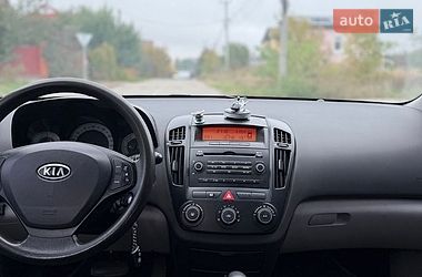Хетчбек Kia Ceed 2008 в Києві