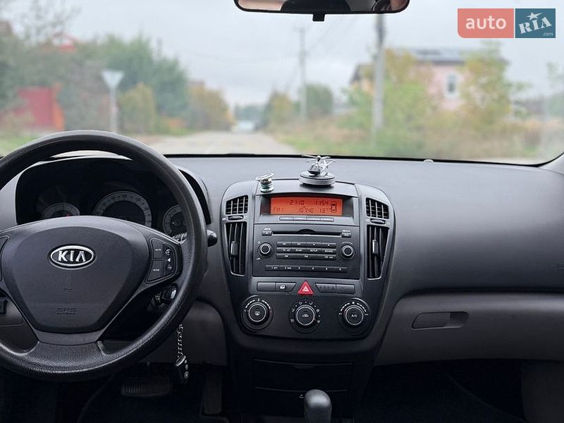 Хетчбек Kia Ceed 2008 в Києві