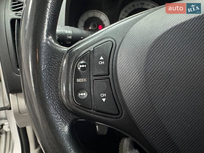 Хэтчбек Kia Ceed 2007 в Киеве