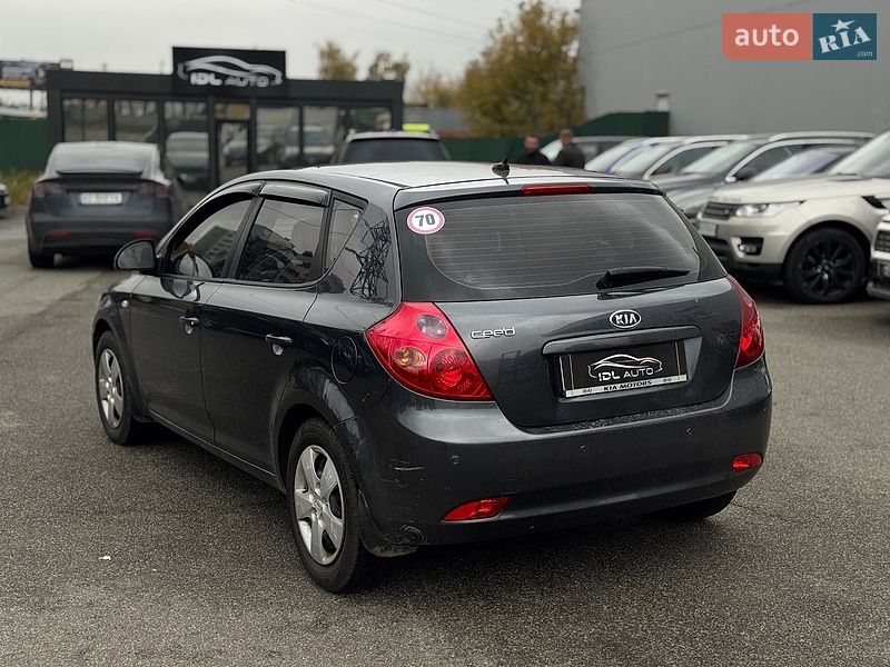 Хэтчбек Kia Ceed 2008 в Киеве фото 6 Хэтчбек Kia Ceed 2008 в Киеве