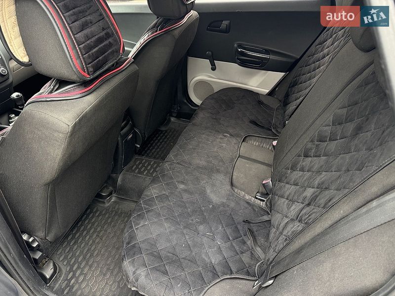 Хэтчбек Kia Ceed 2008 в Киеве фото 16 Хэтчбек Kia Ceed 2008 в Киеве