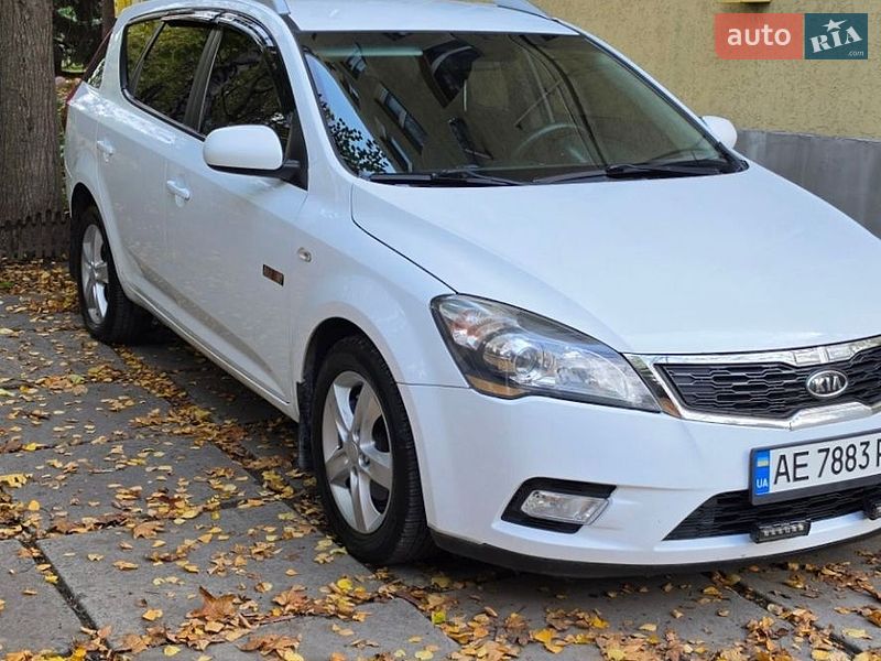 Kia Ceed 2011