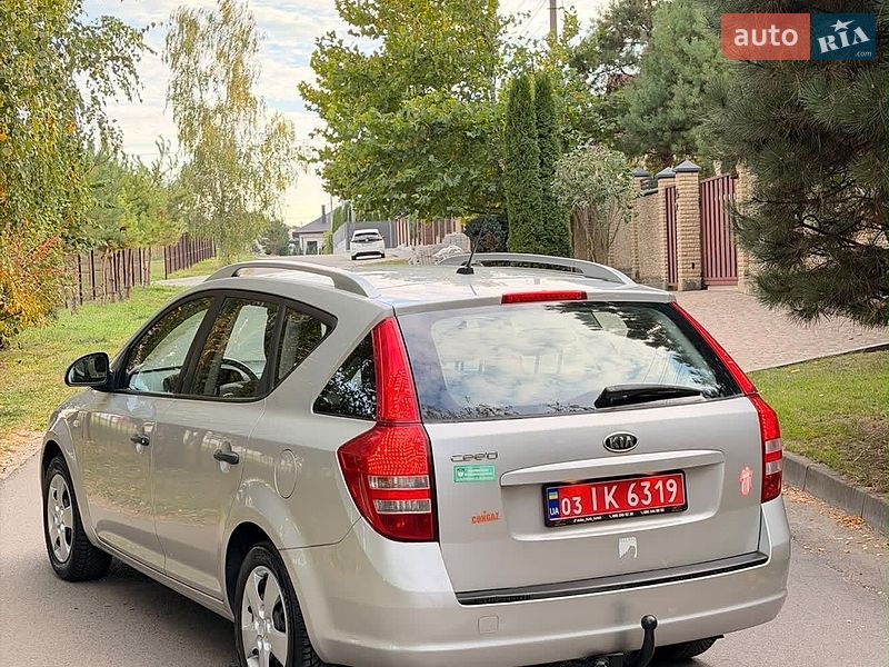 Универсал Kia Ceed 2008 в Ровно