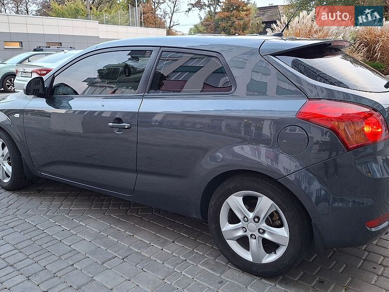Хетчбек Kia Ceed 2008 в Одесі