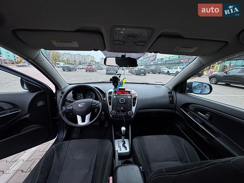 Kia Ceed 2011