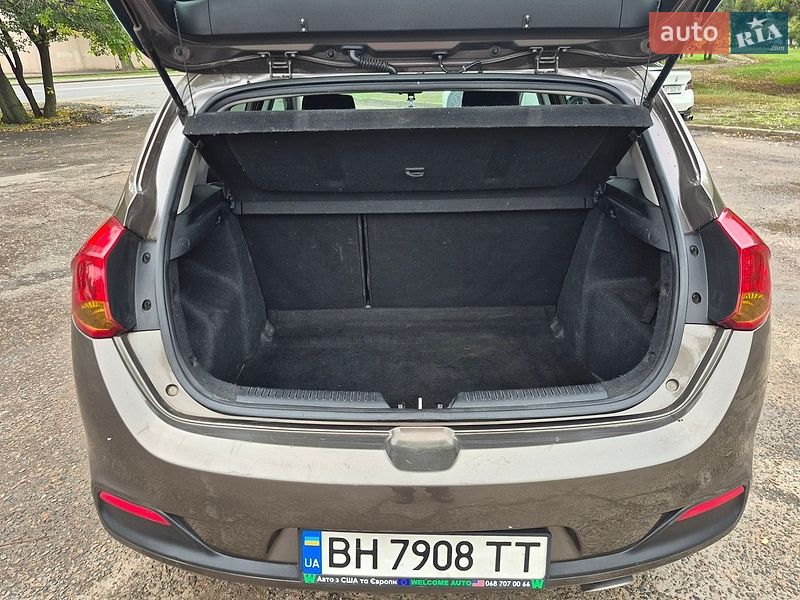 Хэтчбек Kia Ceed 2012 в Одессе