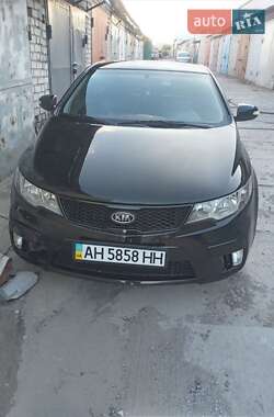 Купе Kia Cerato Koup 2010 в Дніпрі