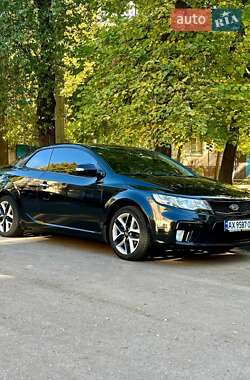 Купе Kia Cerato Koup 2010 в 