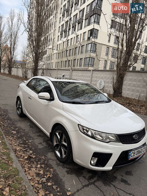 Купе Kia Cerato Koup 2011 в 