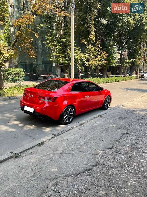 Купе Kia Cerato Koup 2011 в Дніпрі