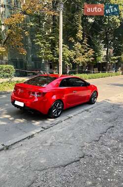 Купе Kia Cerato Koup 2011 в 