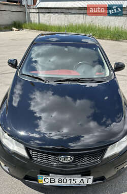Купе Kia Cerato Koup 2011 в 