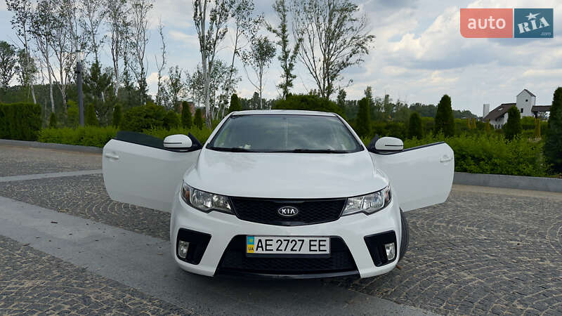 Купе Kia Cerato Koup 2011 в Днепре