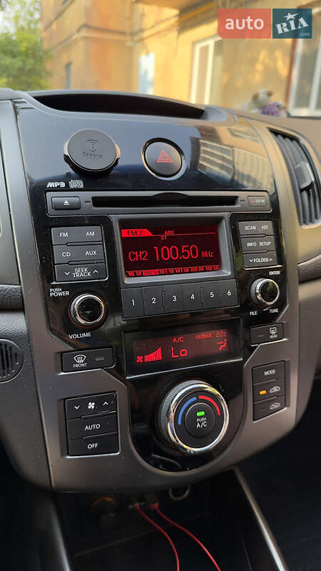 Купе Kia Cerato Koup 2011 в Днепре