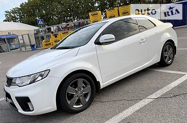 Купе Kia Cerato 2012 в 