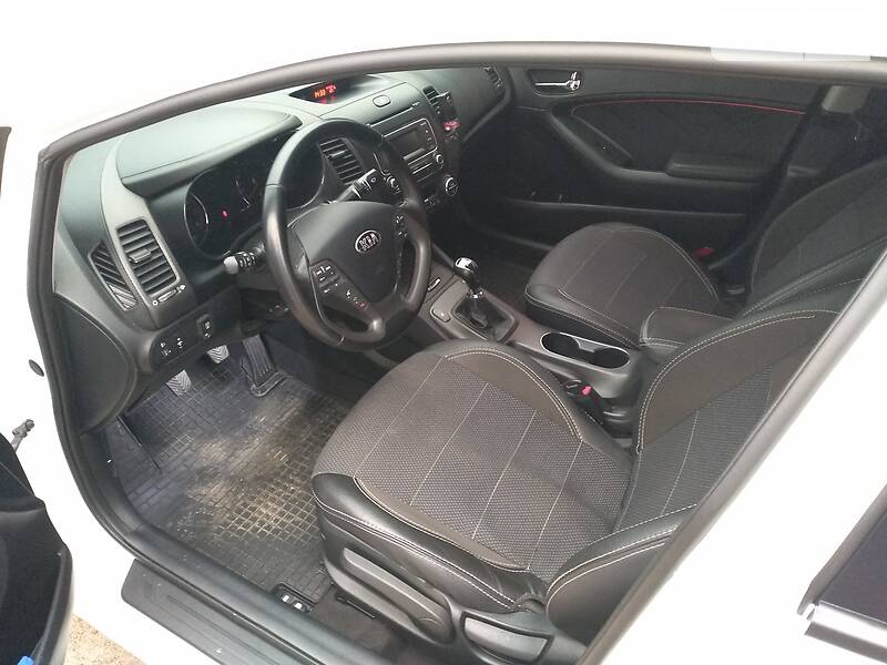 Седан Kia Cerato 2013 в Вознесенську