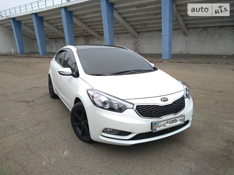 Седан Kia Cerato 2013 в Вознесенську