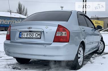 Седан Kia Cerato 2005 в Горишних Плавнях