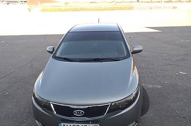 Седан Kia Cerato 2011 в 